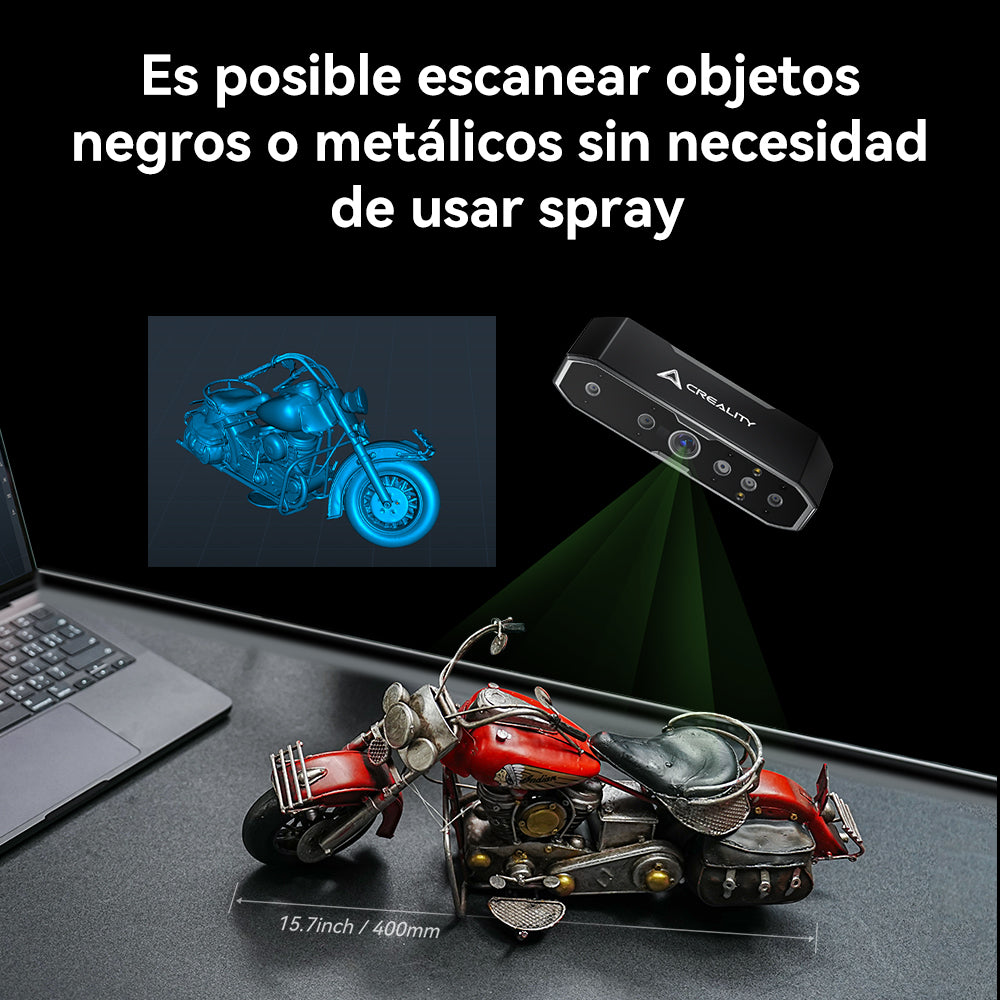 Escáner 3D Creality CR-Scan Otter escaneando una moto en miniatura negra y metálica sin spray
