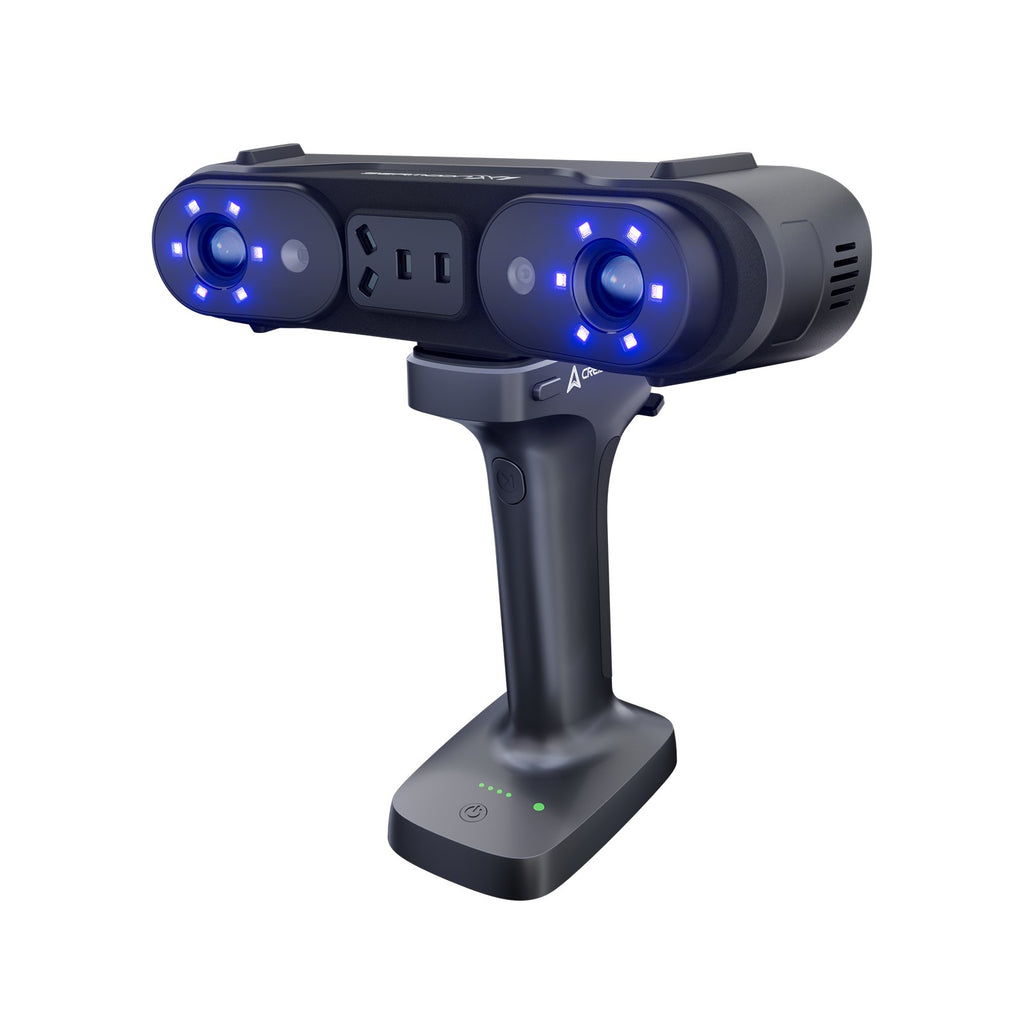 Vista frontal del escáner 3D Creality Sermoon X1 con las luces azules encendidas