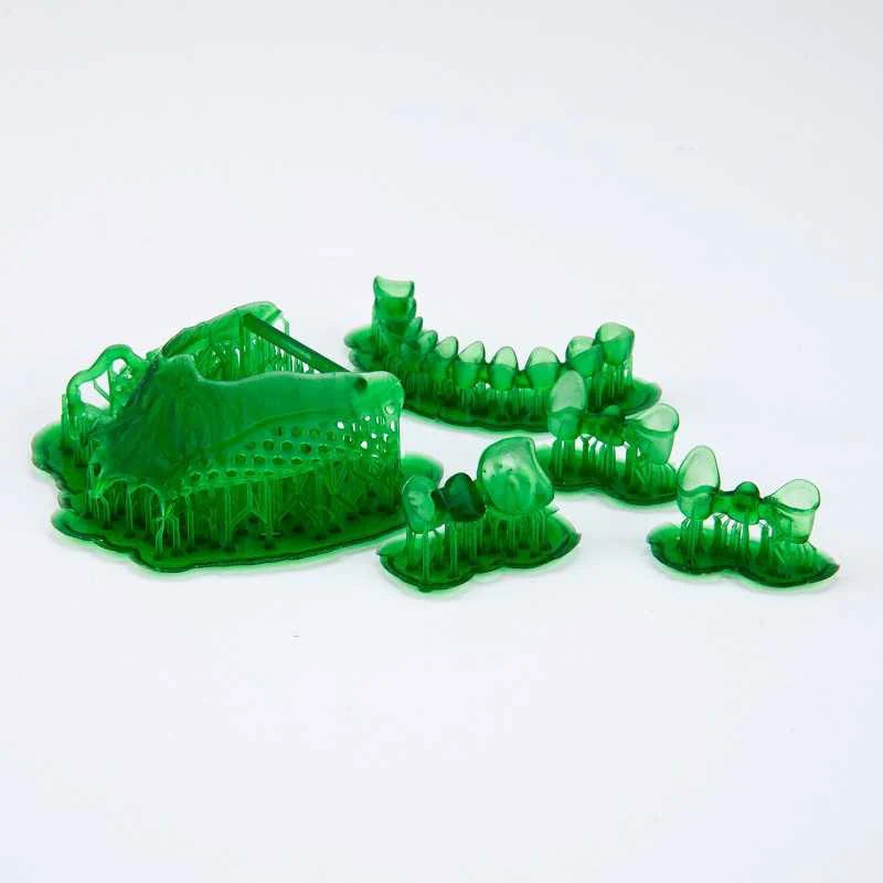 Coronas, puentes y estructura dental impresos en resina ELEGOO Dental Castable verde