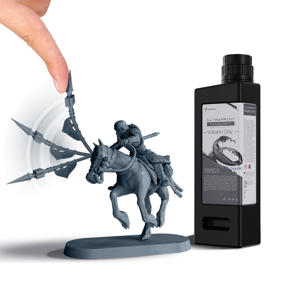 Miniatura de jinete impresa en resina PAF10 gris volcánico doblándose con el dedo sin romperse
