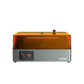 Grabadora láser cerrada Ortur R2 20W con tapa naranja y pantalla táctil